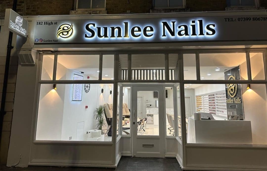 Sunlee Nails