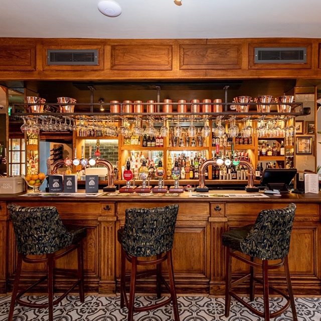Support grants available for local hospitality businesses affected by Omicron: